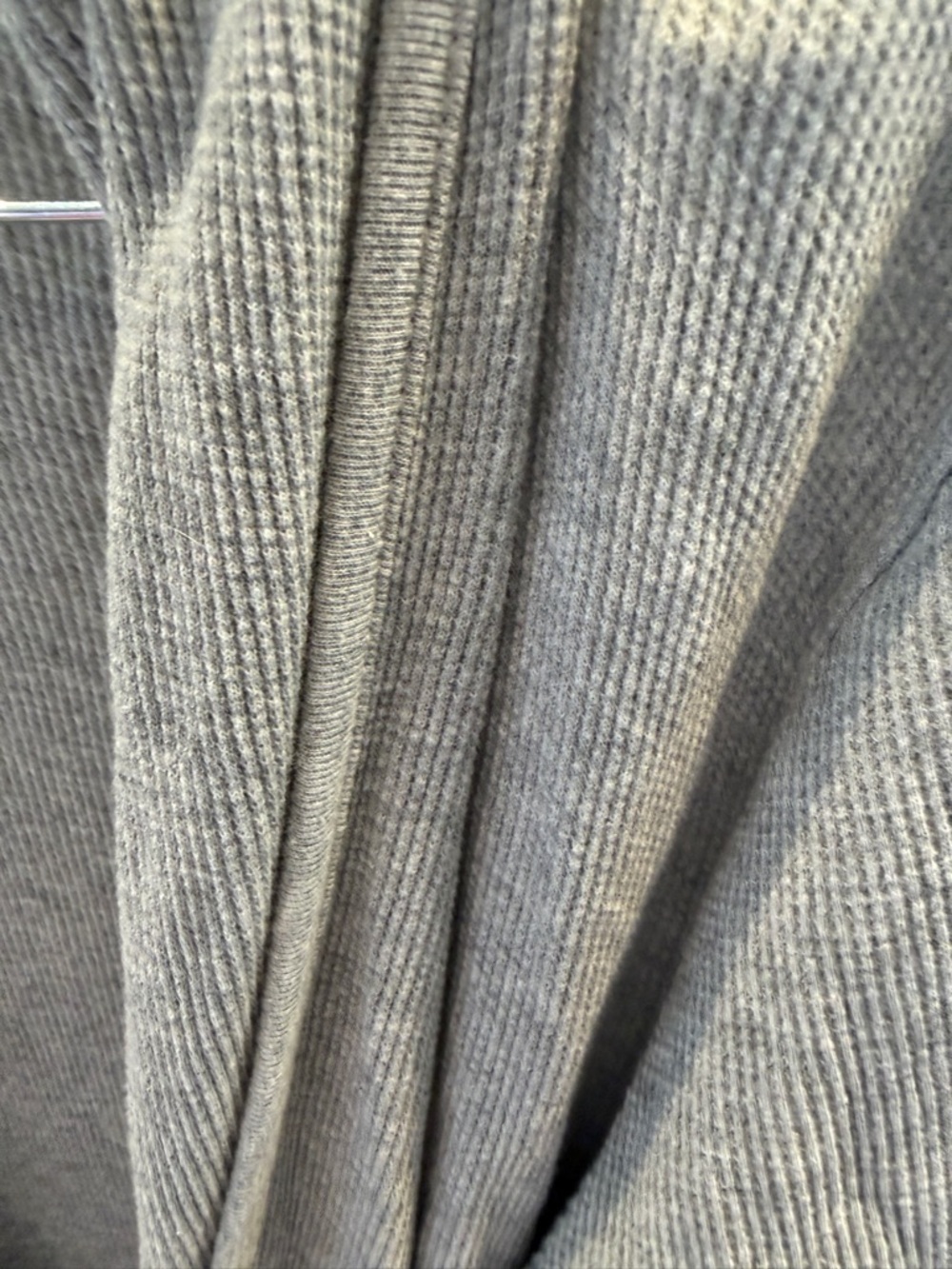 NWOT Light Gray Long Waffle Knit Robe with Self-Tie Belt - Picture 3 of 4